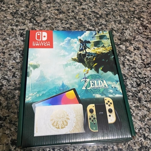 Nintendo Switch OLED Edição The Legend of Zelda: Tears of the Kingdom - 64 GB  (Recondicionado) 